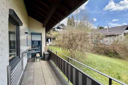 Haus Gomadingen - 7 Zimmer, 216 m&sup2;, 649.000&euro; | Angebot:26603865