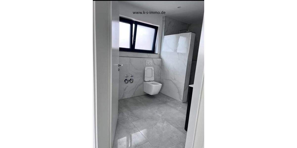 Moderr 2 Zi. DG-Wohnung mit ca.18qm Balkon, Ludwigsfeld in Neu-Ulm 2 zimmer