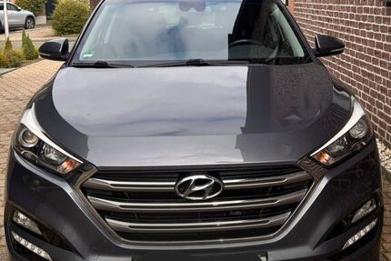 Hyundai TUCSON 53.200 km 14.450 &euro; Straelen 47638