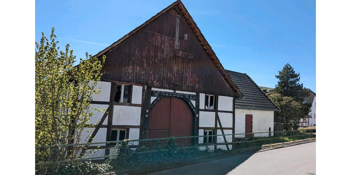 Denkmalobjekt in Albaxen - starker Sanierungsbedarf 5 zimmer