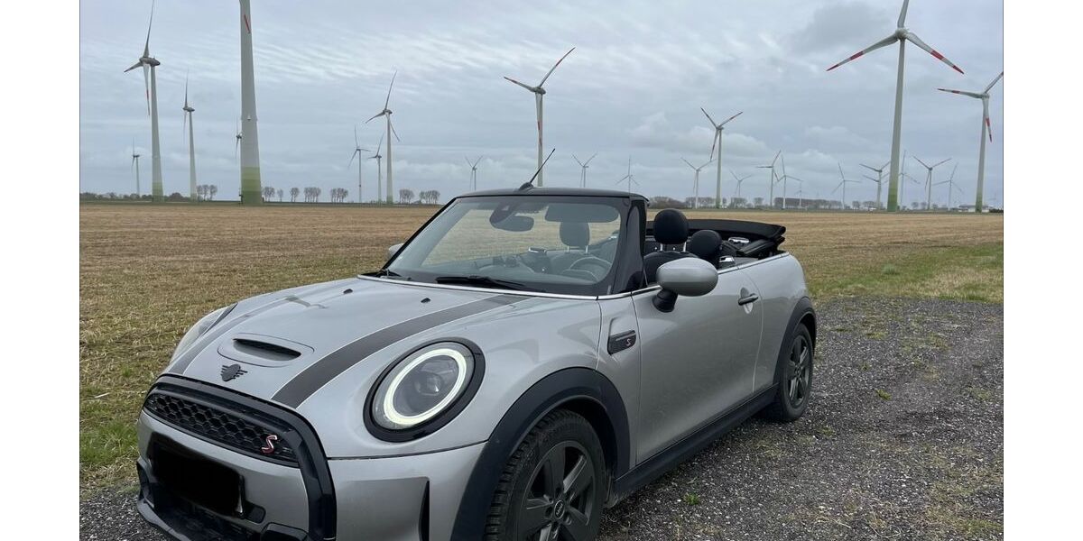 Mini Cooper S Cabrio 58.000 km 26.400 &euro; Friedrichskoog 25718