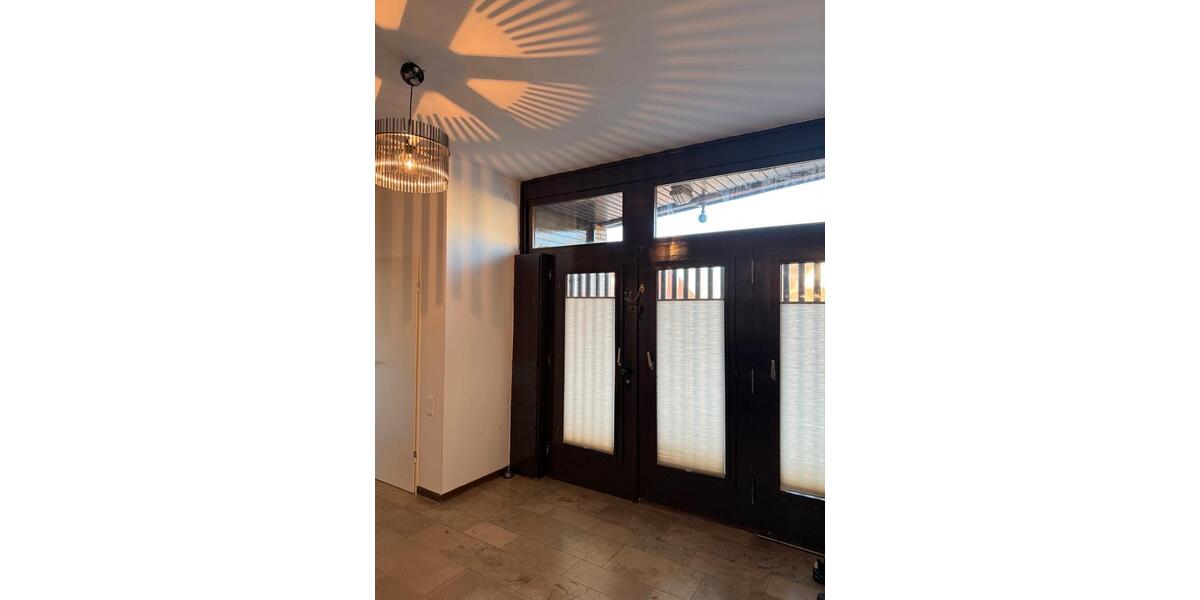 Einfamilienhaus Salzbergen - 7 Zimmer, 250 m&sup2;, 480.000&euro; | Angebot:24273449