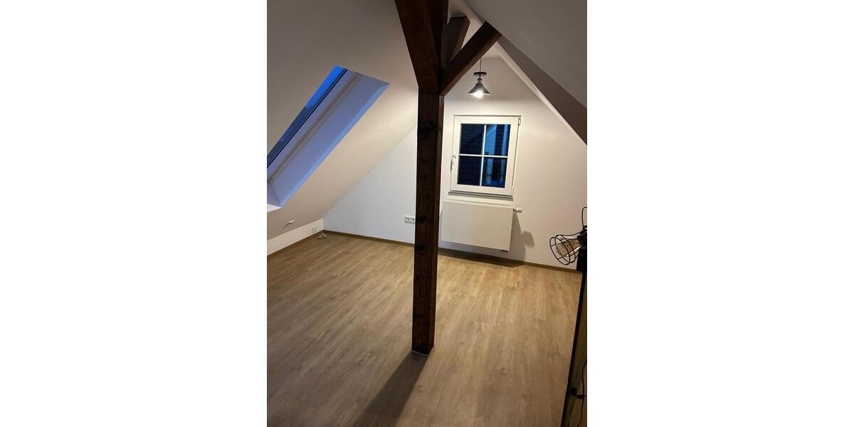 Dachgeschoßwohnung Wuppertal Gemarkung Ronsdorf - 2 Zimmer, 50 m&sup2;, 500&euro; | Angebot:24982492