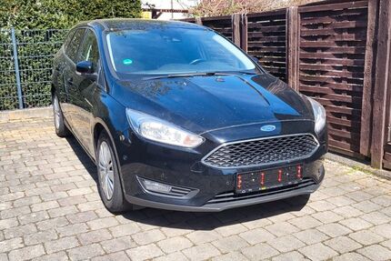 Ford Focus 213.000 km 5.900 &euro; Friedrichshafen 88046