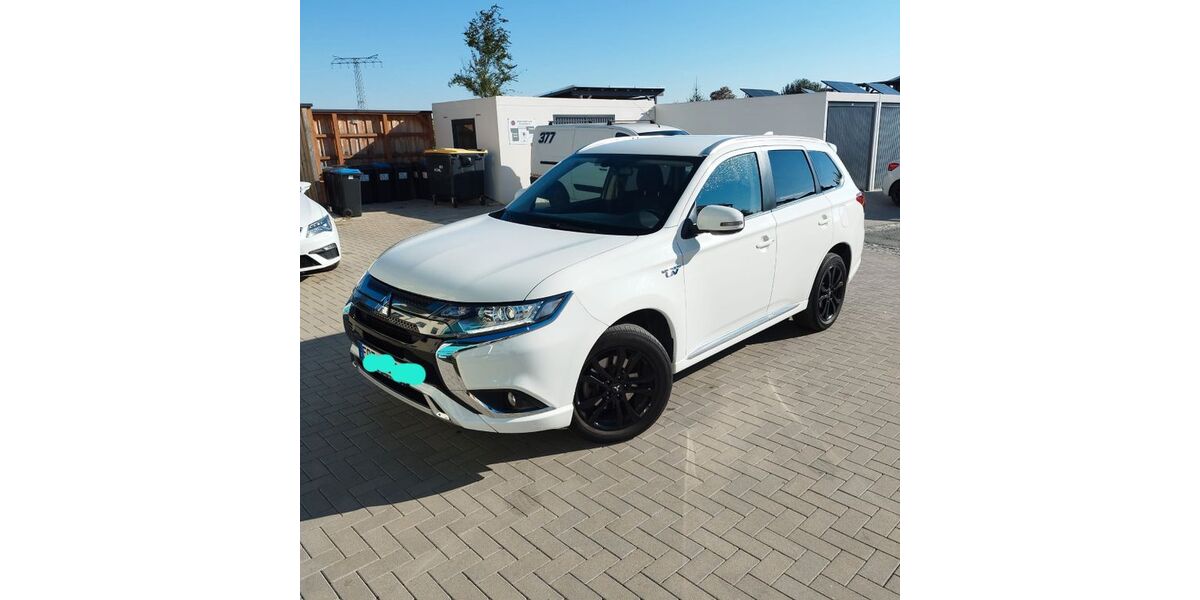 Mitsubishi Outlander 75.000 km 21.000 € Hohndorf 09394