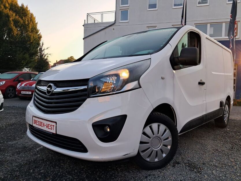 Opel Vivaro 190.000 km 7.399 € Dresden 01159