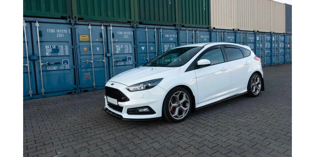Ford Focus 104.000 km 14.500 &euro; Fränkisch-Crumbach 64407