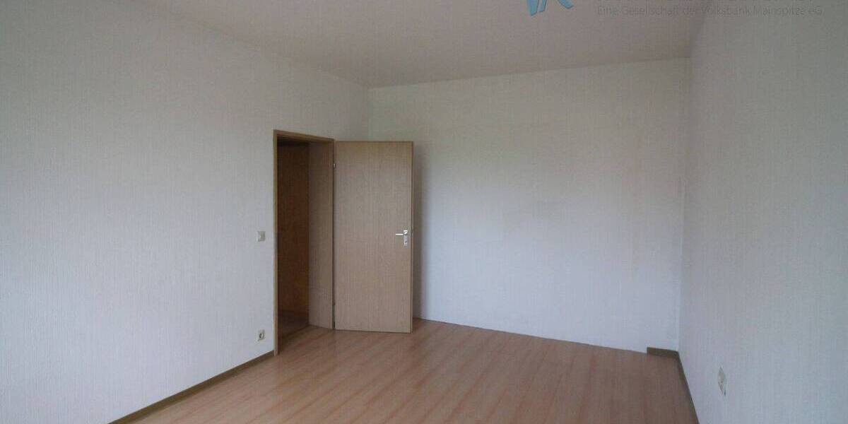 Etagenwohnung Bischofsheim - 3 Zimmer, 97 m&sup2;, 950&euro; | Angebot:26816171