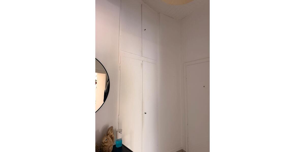 Etagenwohnung Wiesbaden Biebrich - 2 Zimmer, 67 m&sup2;, 1.060&euro; | Angebot:26680426