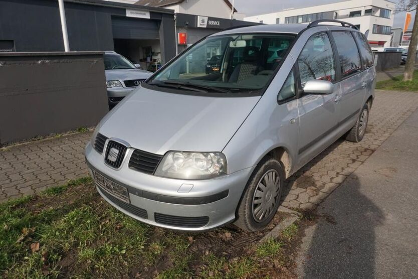 Seat Alhambra 303.750 km 2.775 € Bensheim 64625