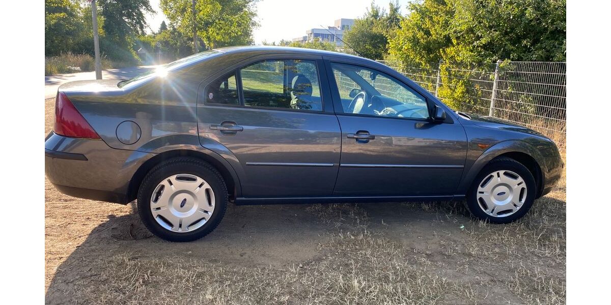 Ford Mondeo 156.000 km 2.200 &euro; Offenbach am Main 63071