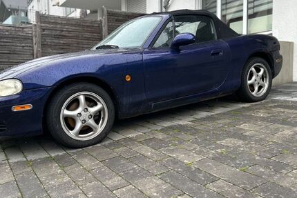 Mazda MX-5 206.018 km 2.500 € Erbach 89155