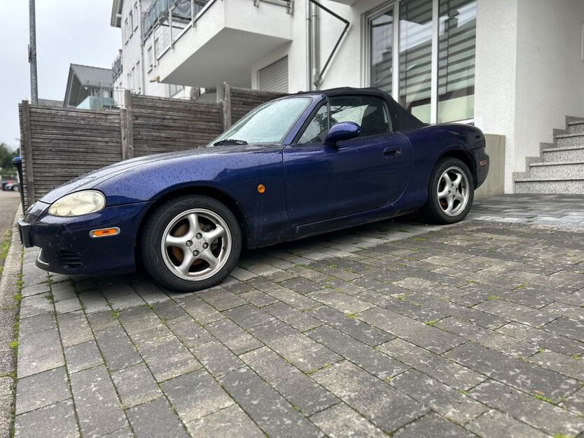 Mazda MX-5 206.018 km 2.500 € Erbach 89155