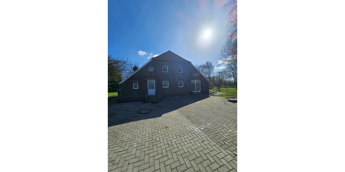 Erdgeschoßwohnung Esens - 1 Zimmer, 76 m&sup2;, 645&euro; | Angebot:26349684
