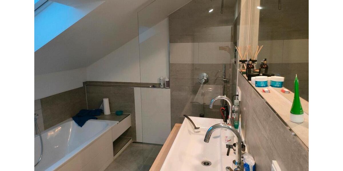 WG Zimmer in Doppelhaushälfte 1 zimmer