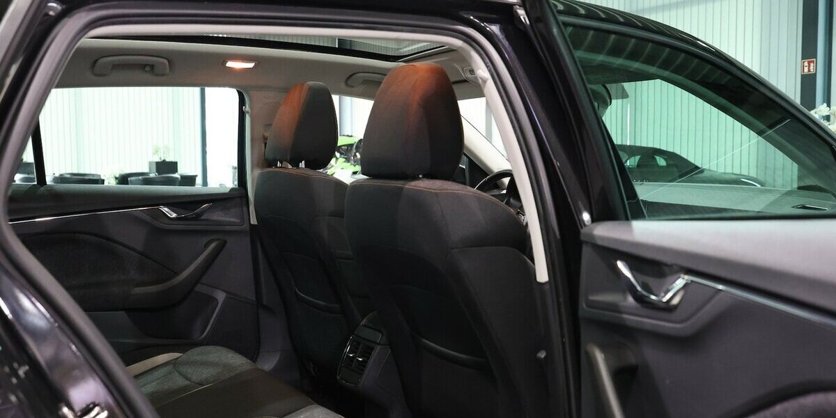 Skoda Scala SPACEBACK 1.5 TSI DSG STYLE PANORAMA, LED 74.000 km 16.777 &euro; Hamm 59077