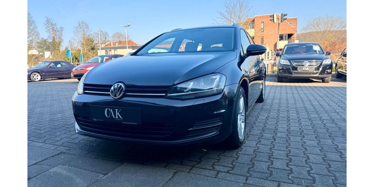 VW Golf 129.000 km 9.290 &euro; Bad Eilsen 31707