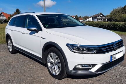 VW Passat Alltrack 98.000 km 22.990 € Hürtgenwald 52393
