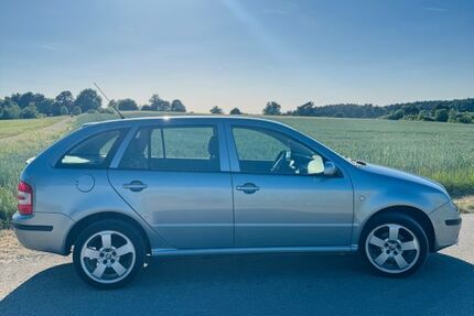 Skoda Fabia 92.453 km 3.550 &euro; Abensberg 93326