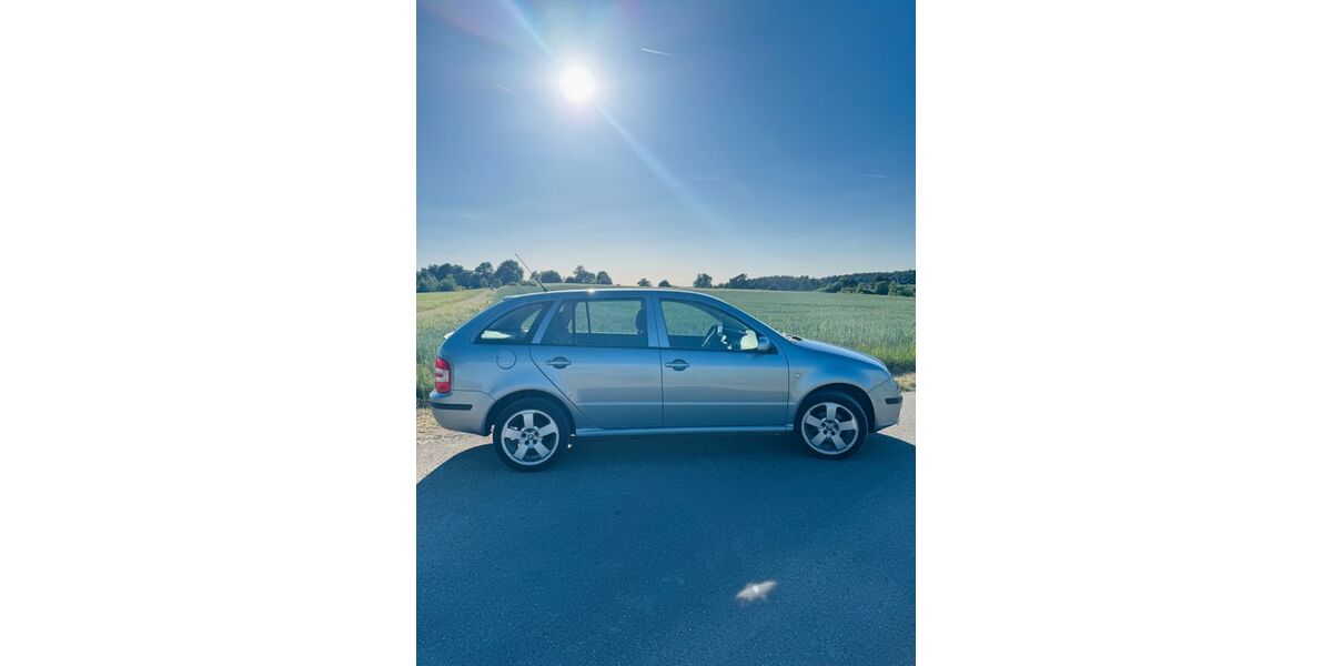 Skoda Fabia 92.453 km 3.700 &euro; Abensberg 93326