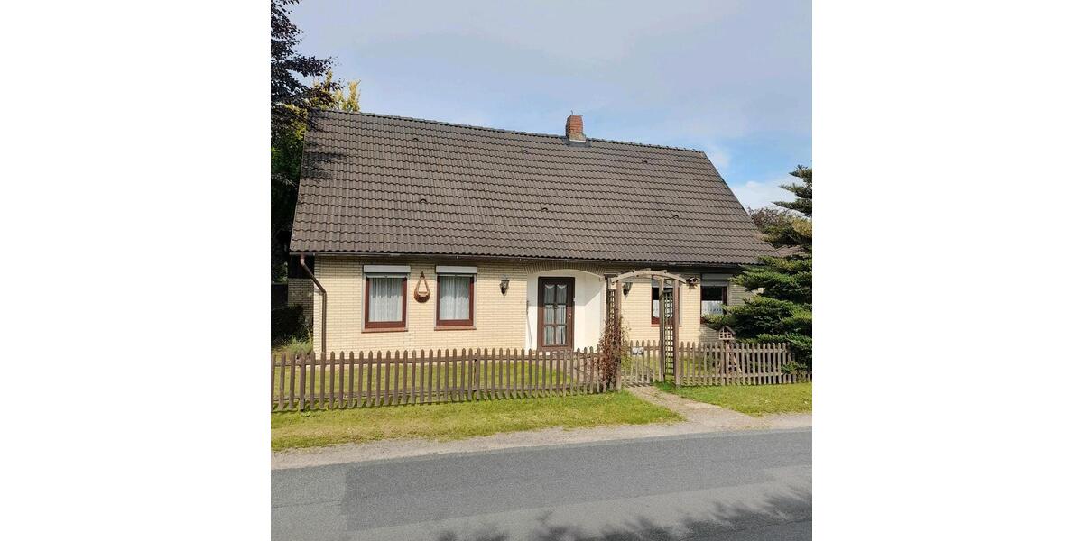 Einfamilienhaus Hemmoor - 5 Zimmer, 150 m&sup2;, 145.000&euro; | Angebot:26958657