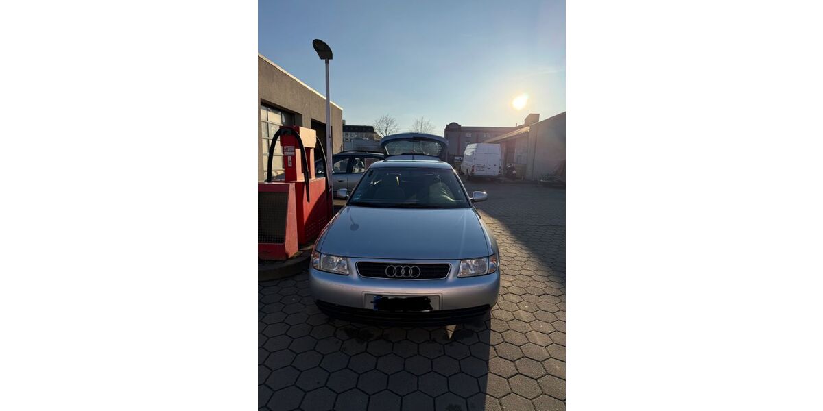Audi A3 161.000 km 1.800 &euro; Dresden 01259