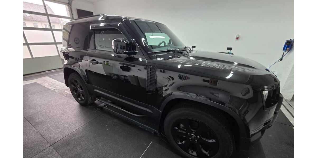 Land Rover Defender 29.000 km 55.800 &euro; Bad Lauterberg 37431