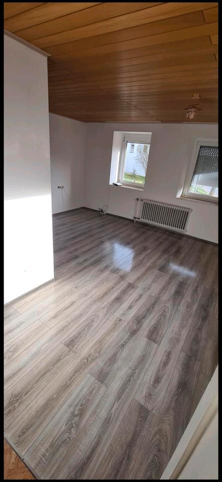 3 SCHÖNE Zimmer ZU VERMIETEN