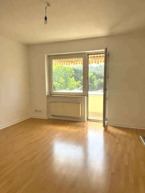 Wohnung zum Mieten in Frankfurt 800 € 65.21 m²