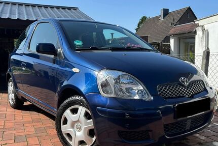 Toyota Yaris 180.000 km 1.499 &euro; Bremen 28779