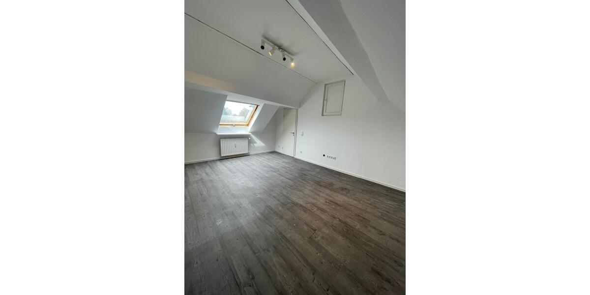 Doppelhaushälfte Mücke - 5 Zimmer, 133 m&sup2;, 980&euro; | Angebot:26127319