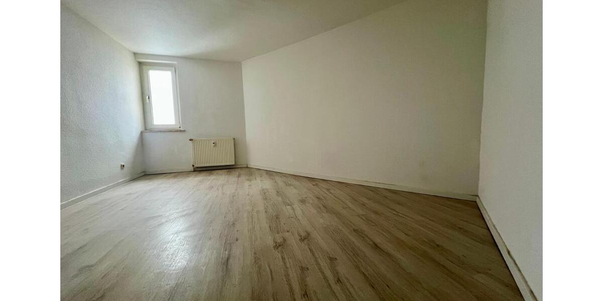 Dachgeschoßwohnung Dessau-Roßlau Roßlau - 3 Zimmer, 75 m&sup2;, 638&euro; | Angebot:25714355