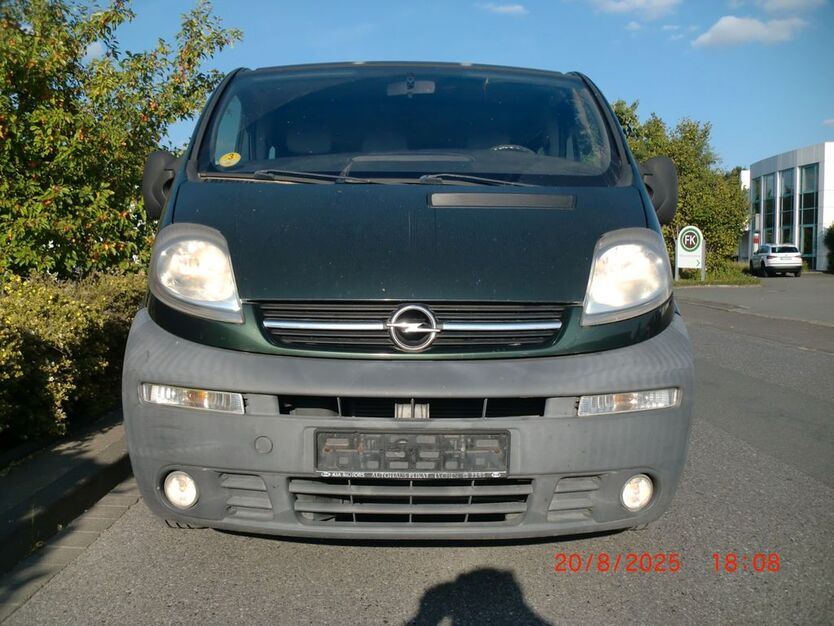Opel Vivaro 207.000 km 3.900 € Rheda-Wiedenbrück 33378