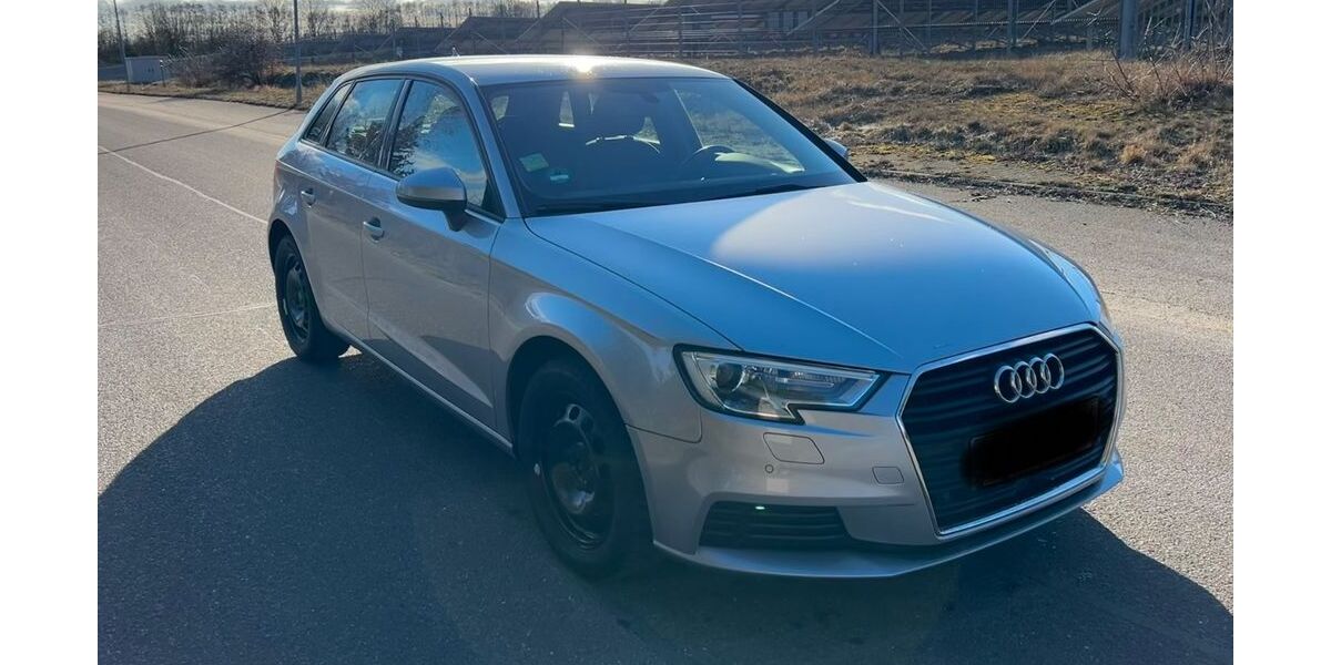Audi A3 92.000 km 12.600 &euro; Sonnewalde 03249