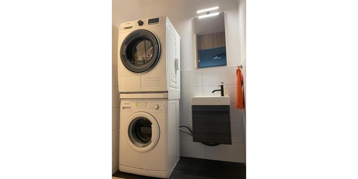 Modernisierte 3,5 Zimmer Wohnung mit Balkon und TGStellplatz 3.5 zimmer