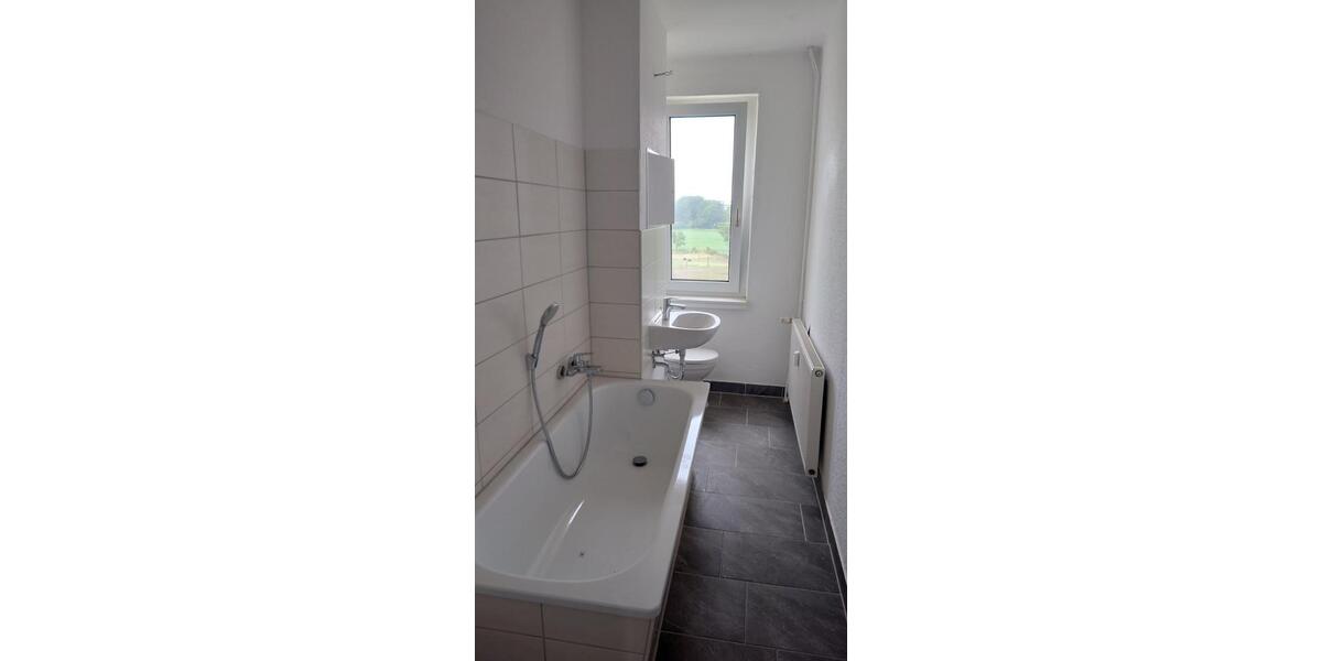Etagenwohnung Galenbeck - 1 Zimmer, 35 m&sup2;, 192&euro; | Angebot:24891106