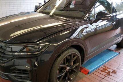 VW Touareg 74.083 km 51.426 &euro; Hagen 58091