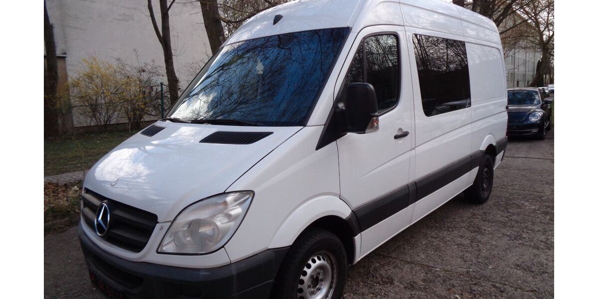 Mercedes-Benz Sprinter 224.630 km 8.900 &euro; Magdeburg 39110