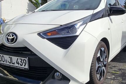 Toyota Aygo (X) 85.000 km 8.699 &euro; Bergkamen 59192