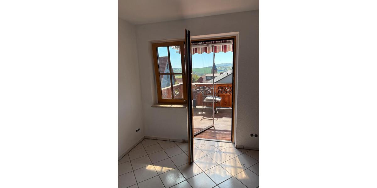 Erdgeschoßwohnung Neu-Eichenberg Eichenberg - 3 Zimmer, 102 m&sup2;, 700&euro; | Angebot:26395147