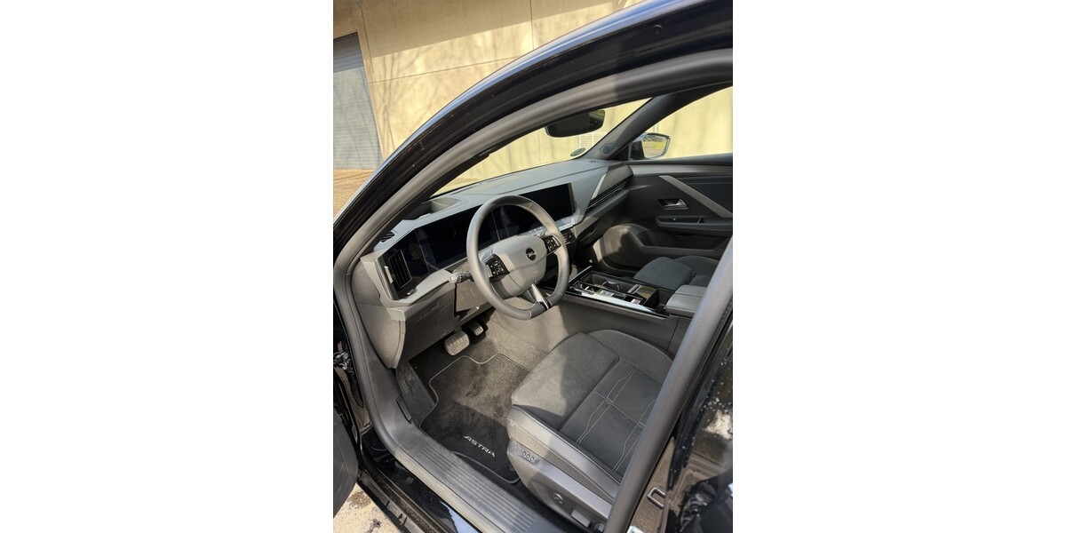 Opel astra L 11.800 km 25.900 &euro; Nackenheim 55299