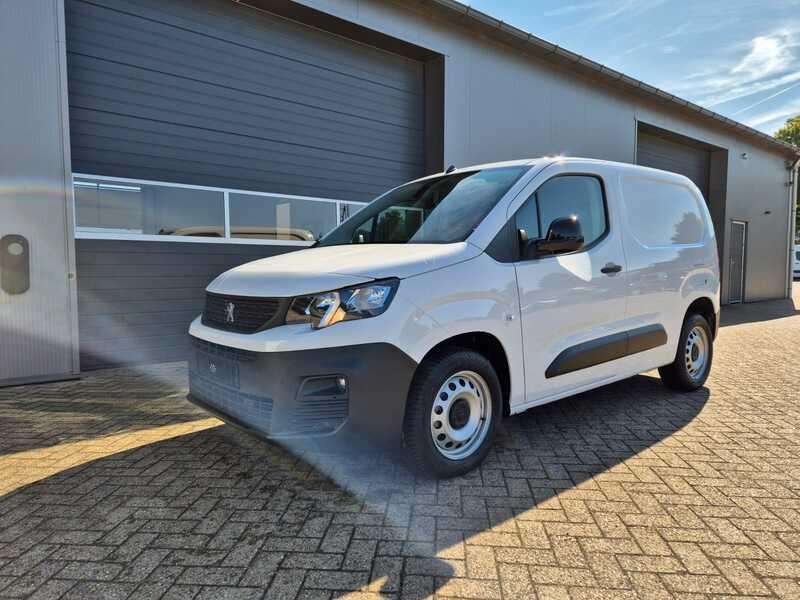Peugeot Partner 56.300 km 17.440 € Selent 24238
