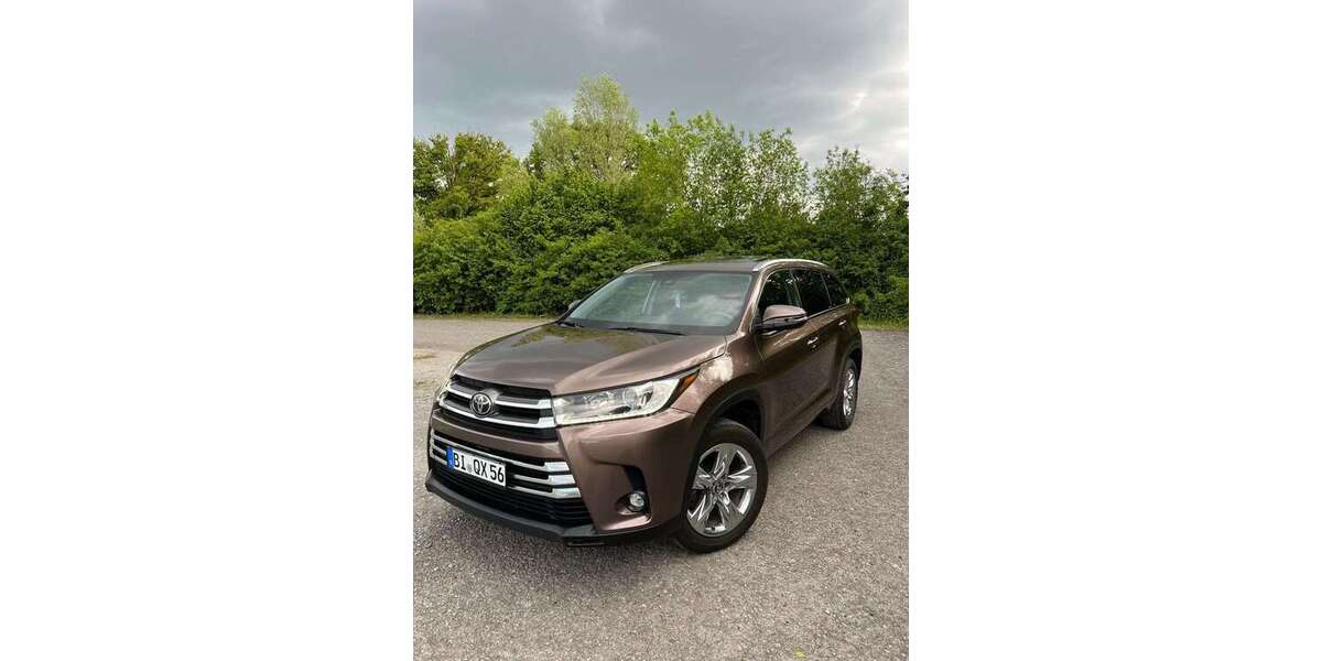 Toyota Highlander 132.000 km 27.500 &euro; Bielefeld 33689