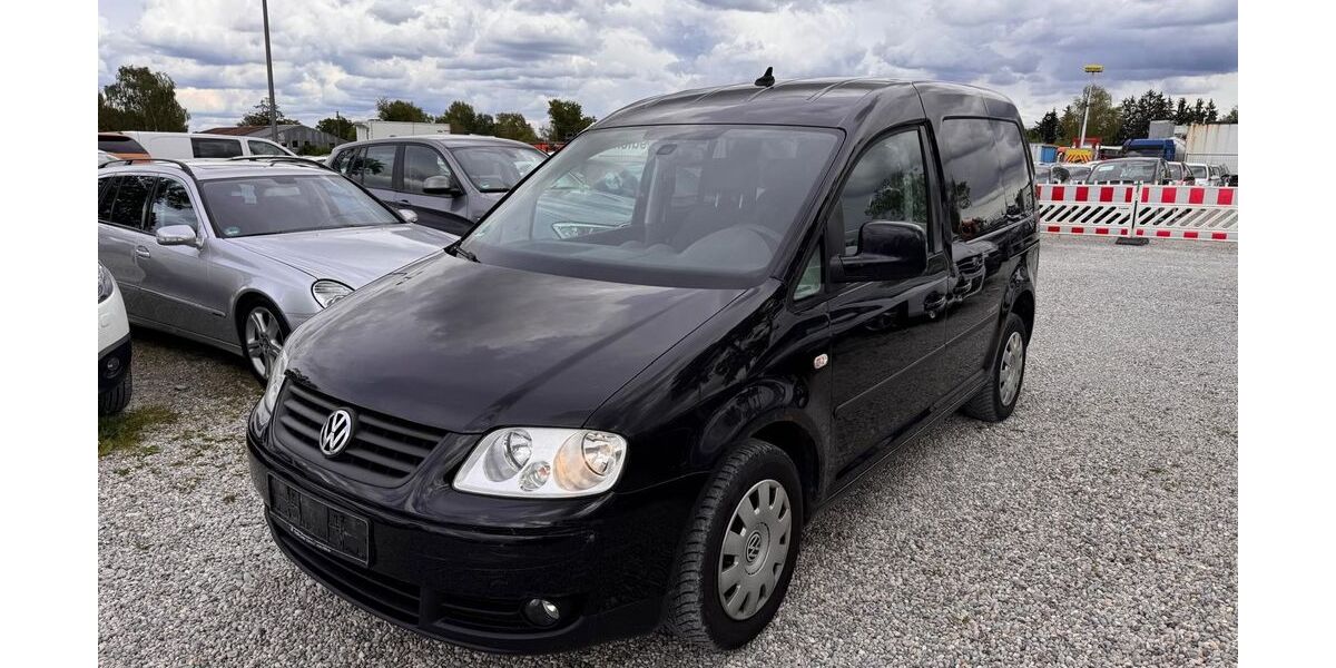 VW Caddy 320.000 km 2.480 &euro; München 81829