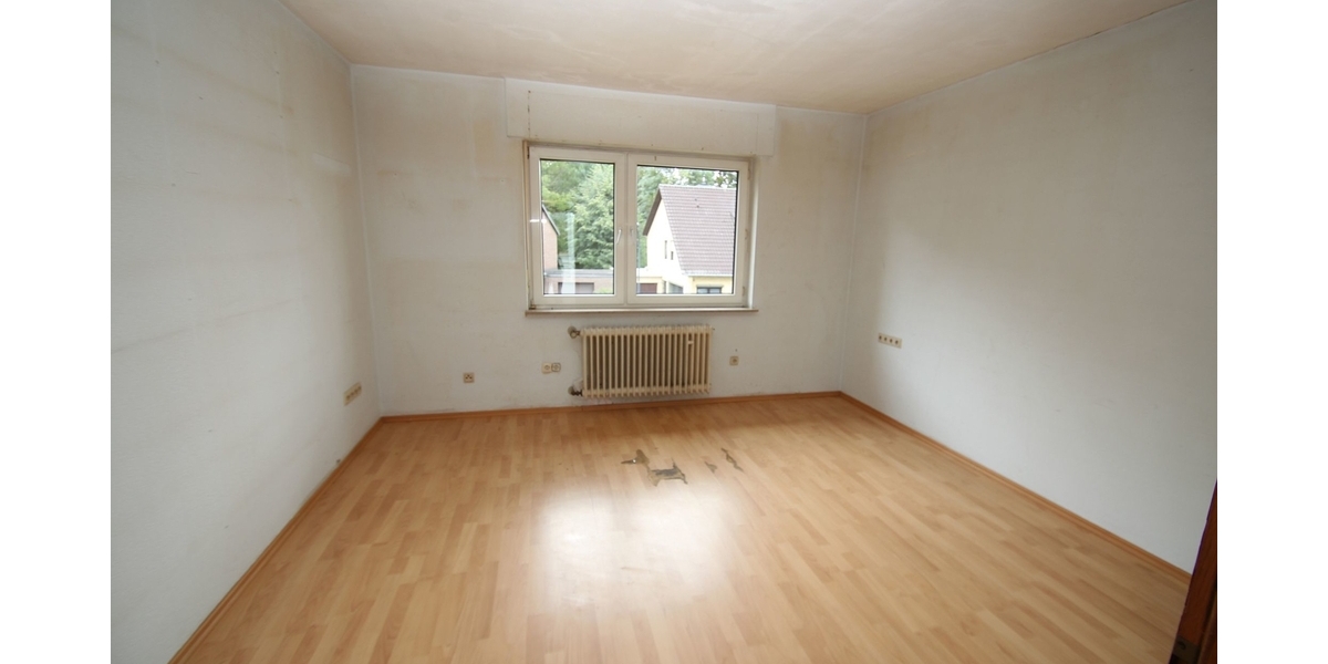 Stilvoll wohnen auf zwei Etagen – Maisonette-Wohnung mit 6 Zimmern, 2 Balkonen und Wintergarten in Hürth-Gleuel! 6 zimmer