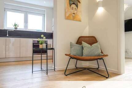 Zimmer Bergisch Gladbach Alt-Frankenforst - 2 Zimmer, 1.400&euro; | Angebot:26399042