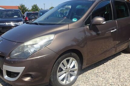 Renault Scenic 316.107 km 2.300 &euro; Dresden 01219