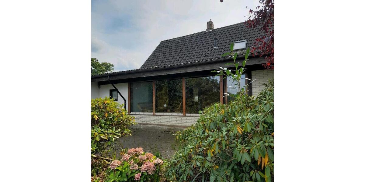 Einfamilienhaus Hemmoor - 5 Zimmer, 150 m&sup2;, 145.000&euro; | Angebot:26958657