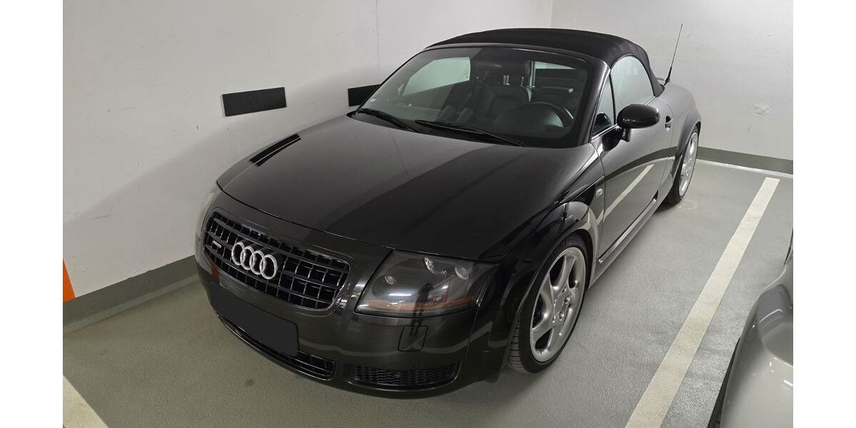 Audi TT 99.800 km 14.999 &euro; München 81539