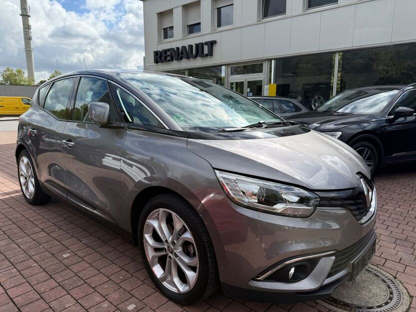 Renault Scenic 46.340 km 10.950 € Coesfeld 48653
